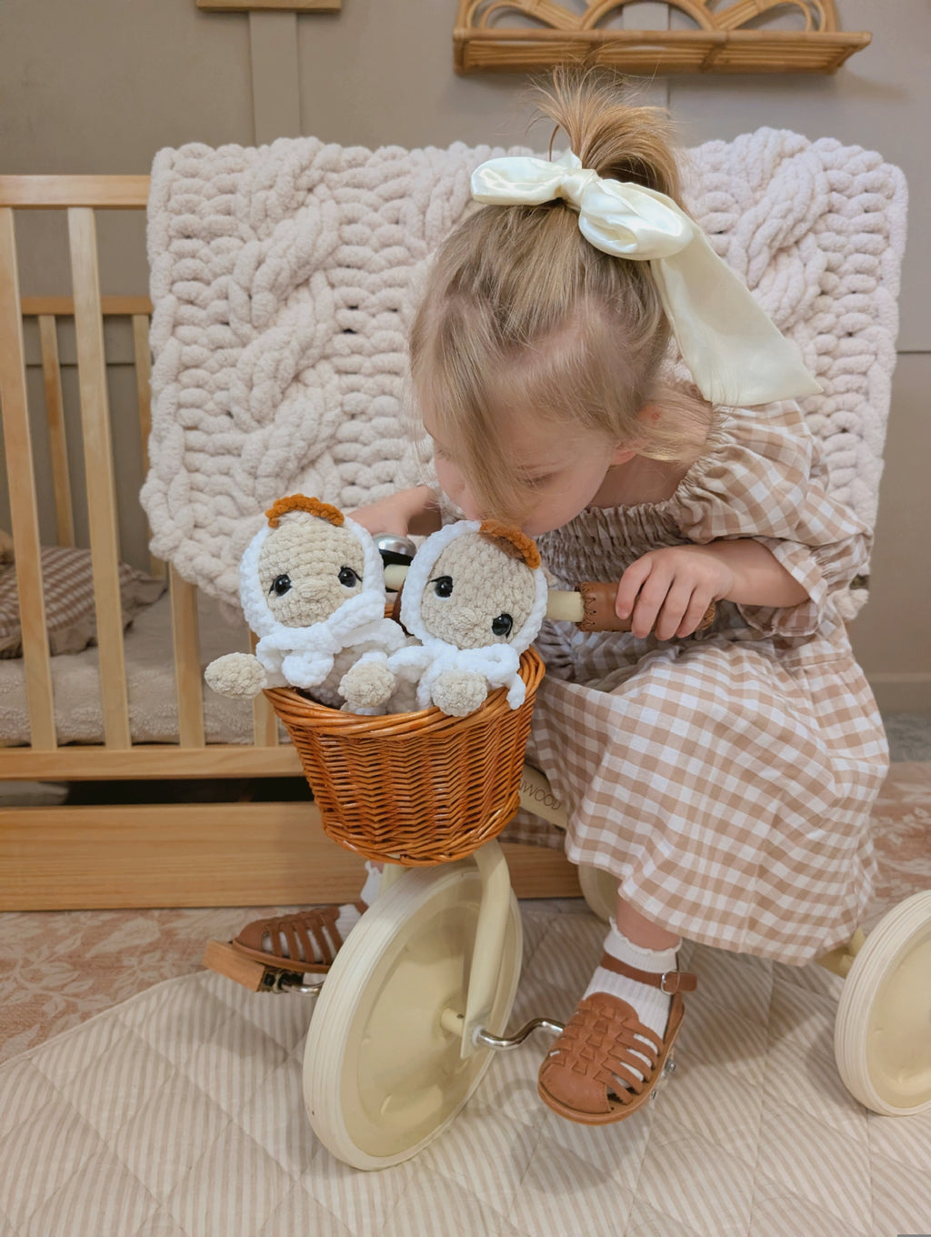 GOOSE PUMPKIN DOLL