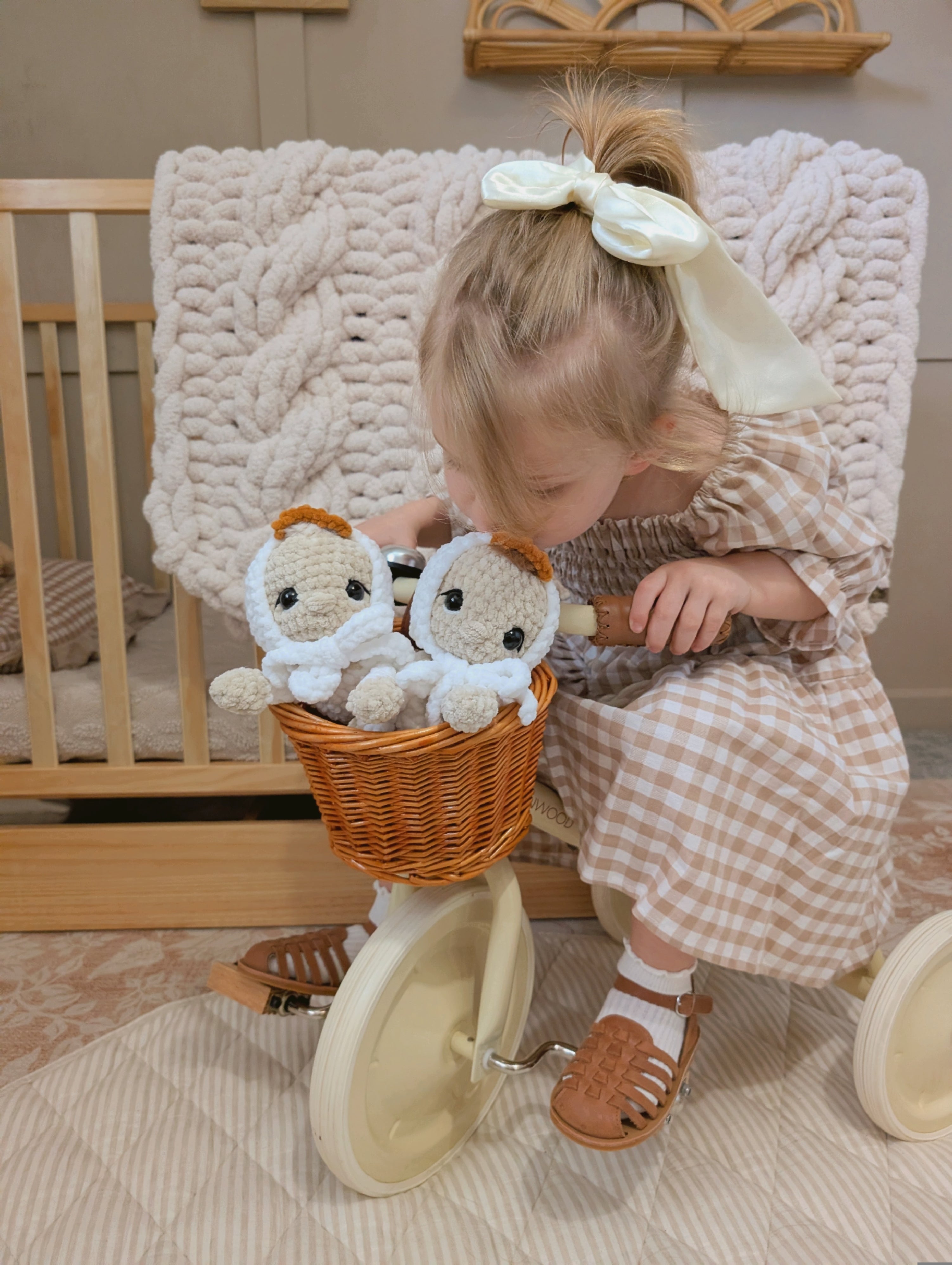 GOOSE PUMPKIN DOLL